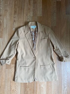 Forever 21 Beige Blazer with Floral Lining